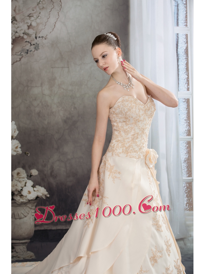 Sweetheart A-line Appliques Hand Made Flowers Taffeta Wedding Dress