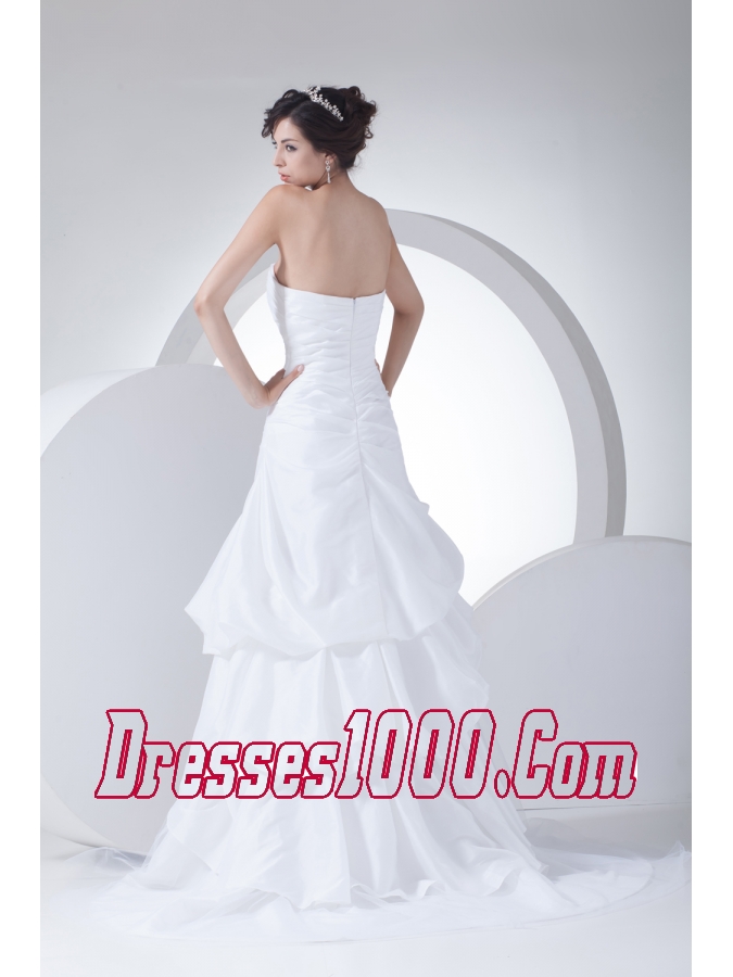 Sweetheart A-line Ruching Brush Train Wedding Dress