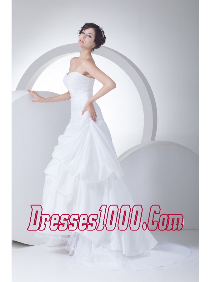 Sweetheart A-line Ruching Brush Train Wedding Dress
