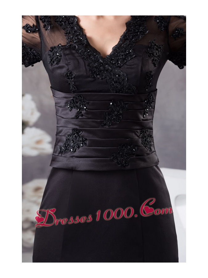 V-neck Mermaid Black Appliques Mother Of The Bride Dress