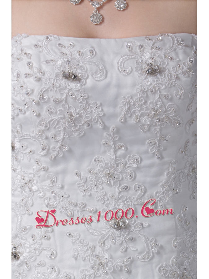 Appliques With Beading Strapless Ruffles Wedding Dress