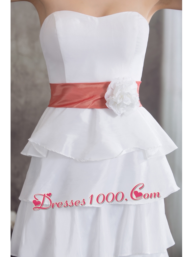 Sweetheart Hand Made Flowers Wedding Dress With Ruffled Layers