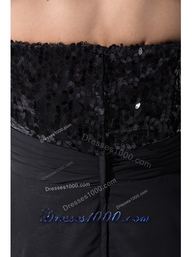 Handle Flowers and Paillettes Decorated Sweetheart Black Prom Dresses