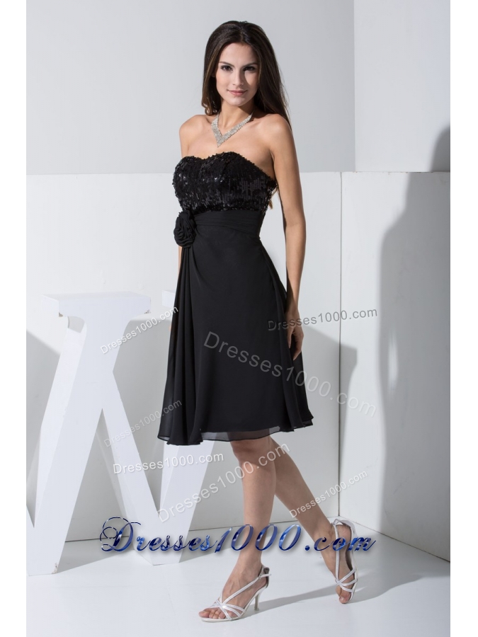 Handle Flowers and Paillettes Decorated Sweetheart Black Prom Dresses