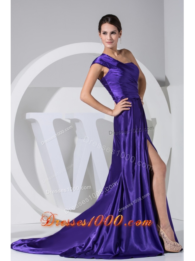Purplr Single Shoulder Brush Train Prom Dress with Slit on The Side