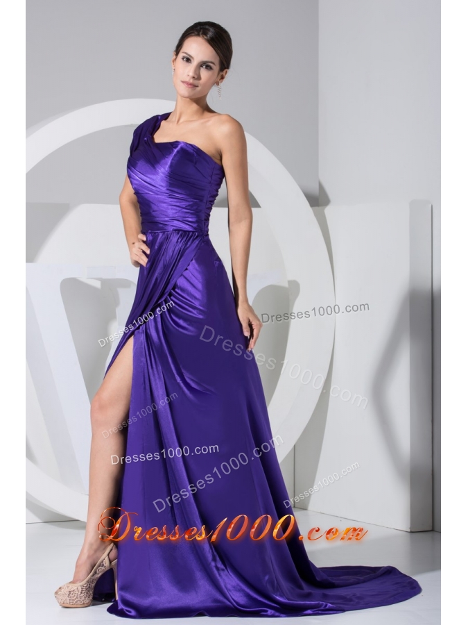 Purplr Single Shoulder Brush Train Prom Dress with Slit on The Side