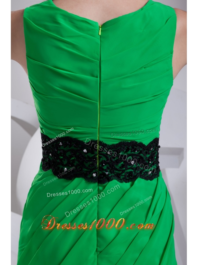 Pretty Spring Green Bateau Neck Mini Prom Dress with Appliques