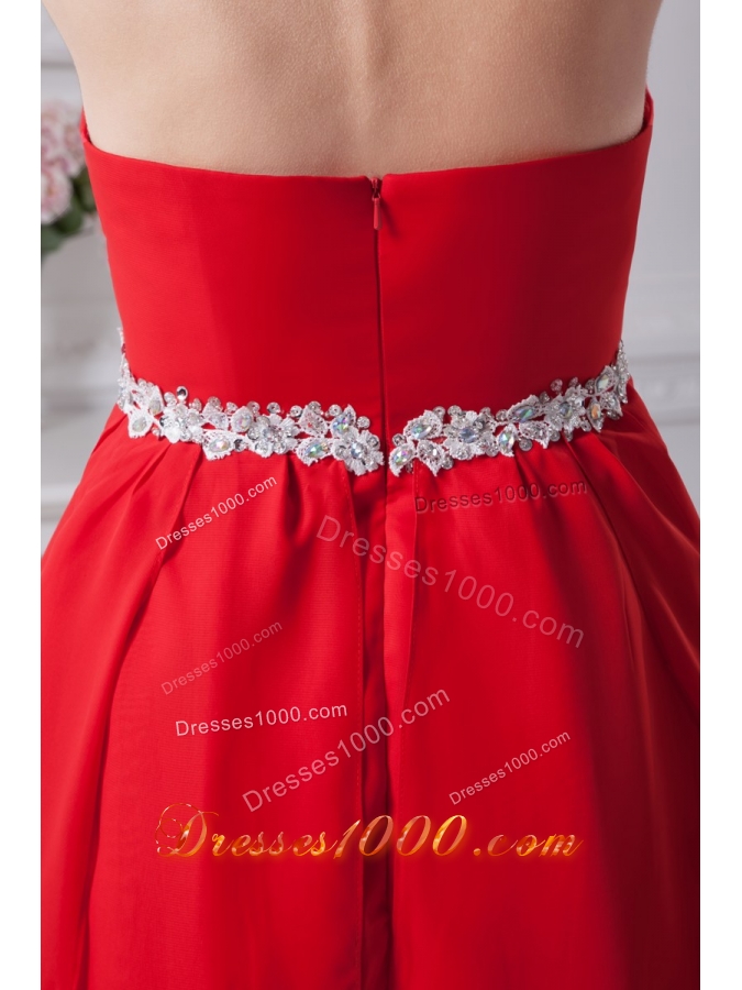 Appliques with Beading Decorated Halter Prom Dresses with Ruffled Edge