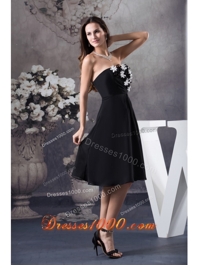 Hand Made Flowers Decorated Strapless Prom Dress in Black