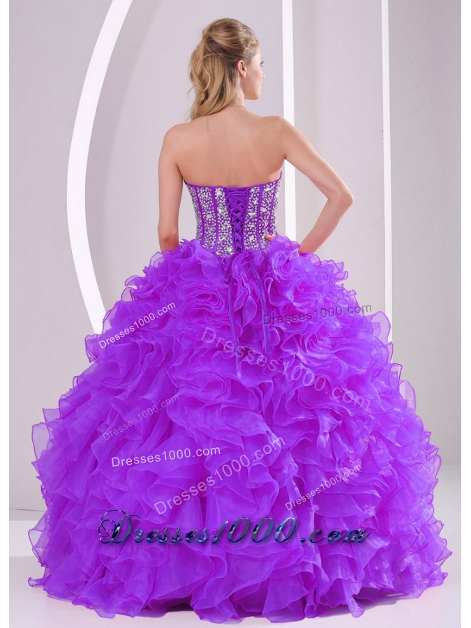2014 Sweetheart Luxurious Quinceanera Dress with Ruffles and Beaded Decorate
