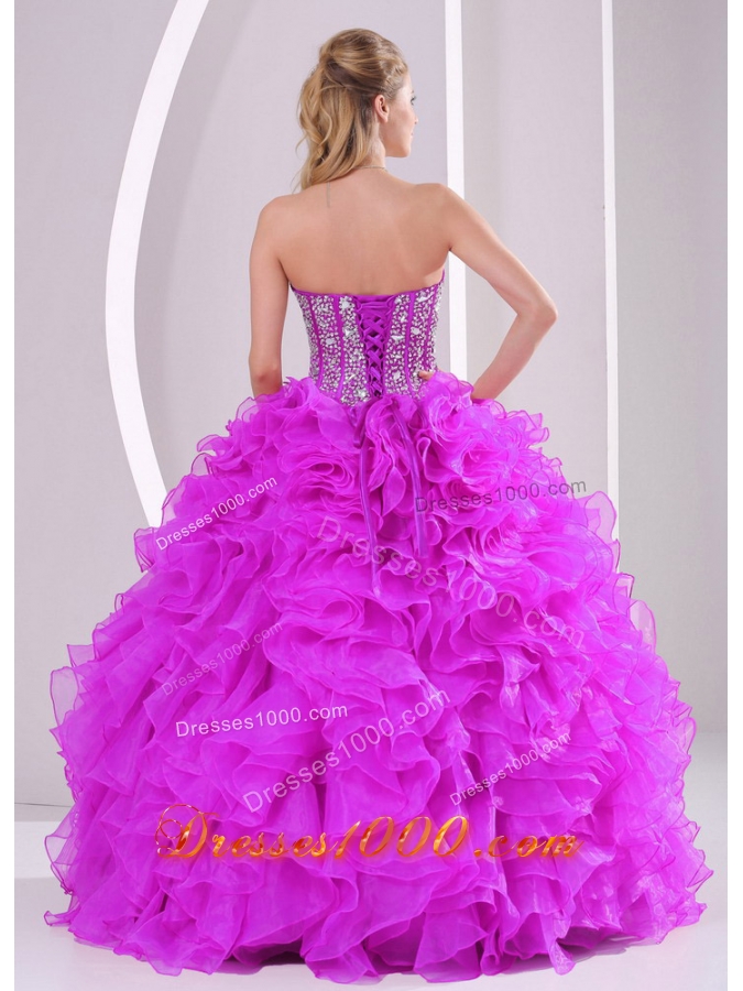 Ball Gown Sweetheart Ruffles and Beaded Decorate Quinceanera Gowns in Sweet 16