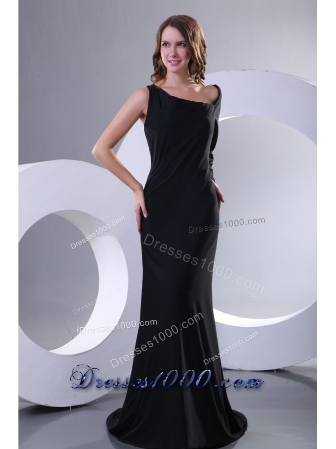 Modest Black Column 2013 Prom Celebrity Dress with Sweep Train