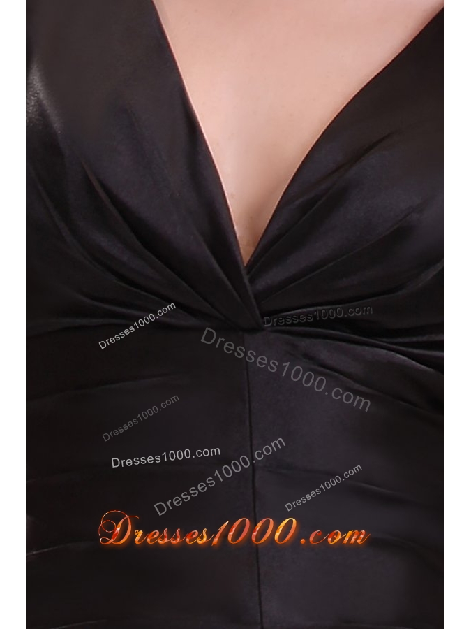 Simple V-neck Black Knee Length Prom Homecoming Gowns
