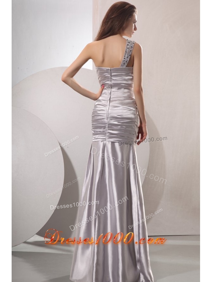 Fashionable Ruched Column Prom Gowns with Beaded One Shoulder