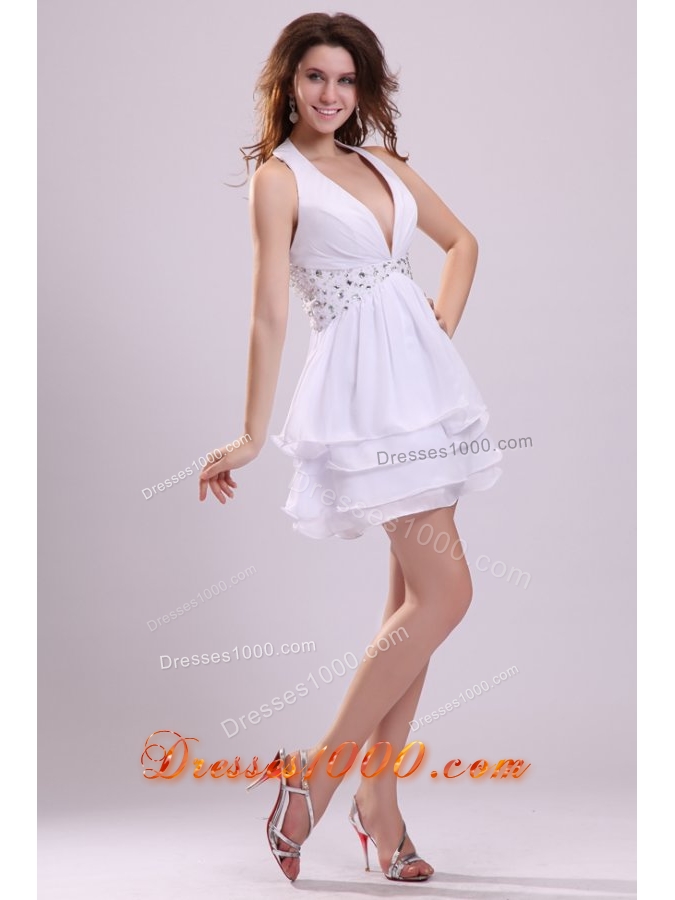 Mini-length White Halter Top Layers Prom Dresses with Beading