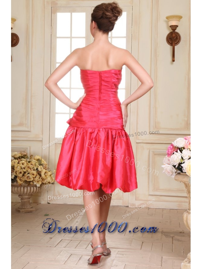 Ruche and Handle Flowers Knee-length Taffeta Prom Dama Gown