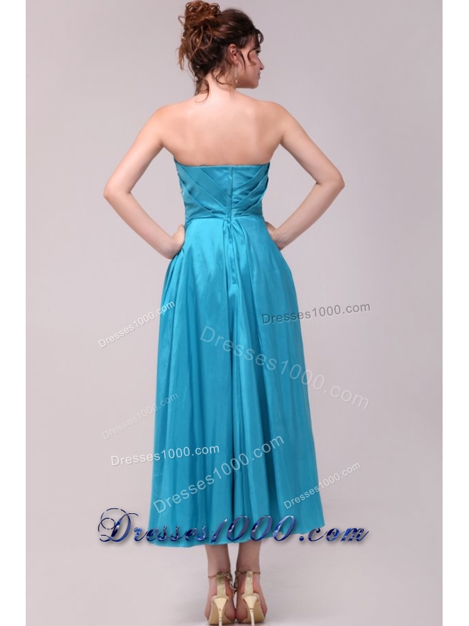 Elegant Aqua Blue A-Line Strapless Prom Evening Dress with Beading