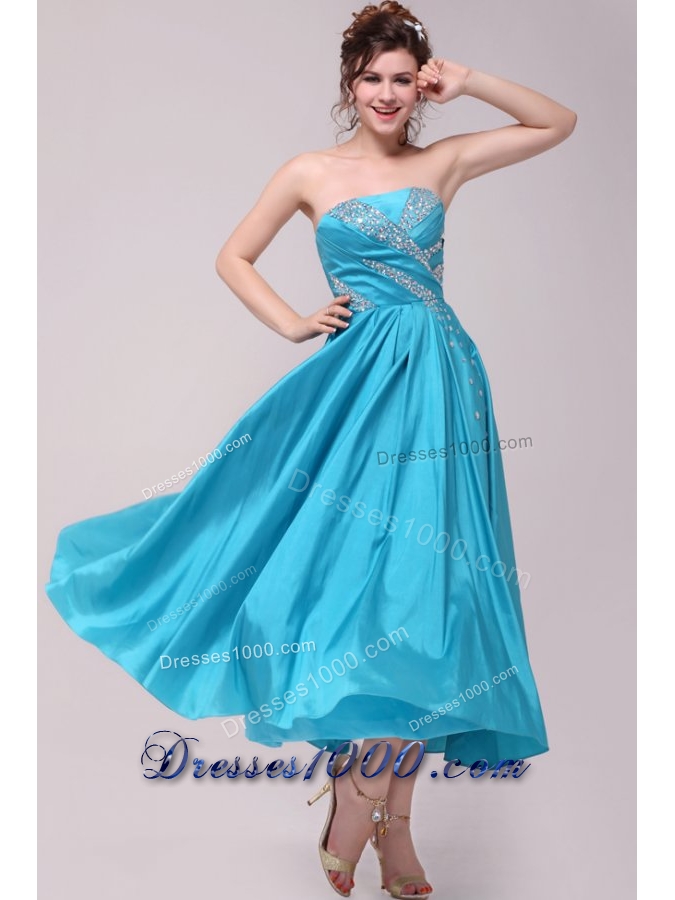 Elegant Aqua Blue A-Line Strapless Prom Evening Dress with Beading