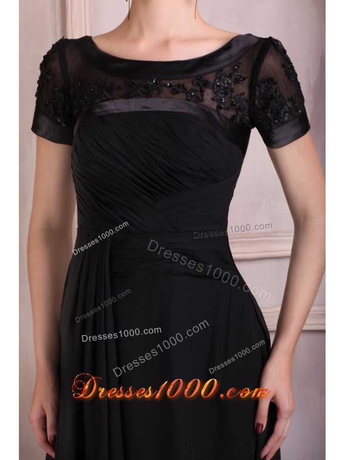 Short Sleeves Bateau Black Chiffon Prom Gowns with Brush Train