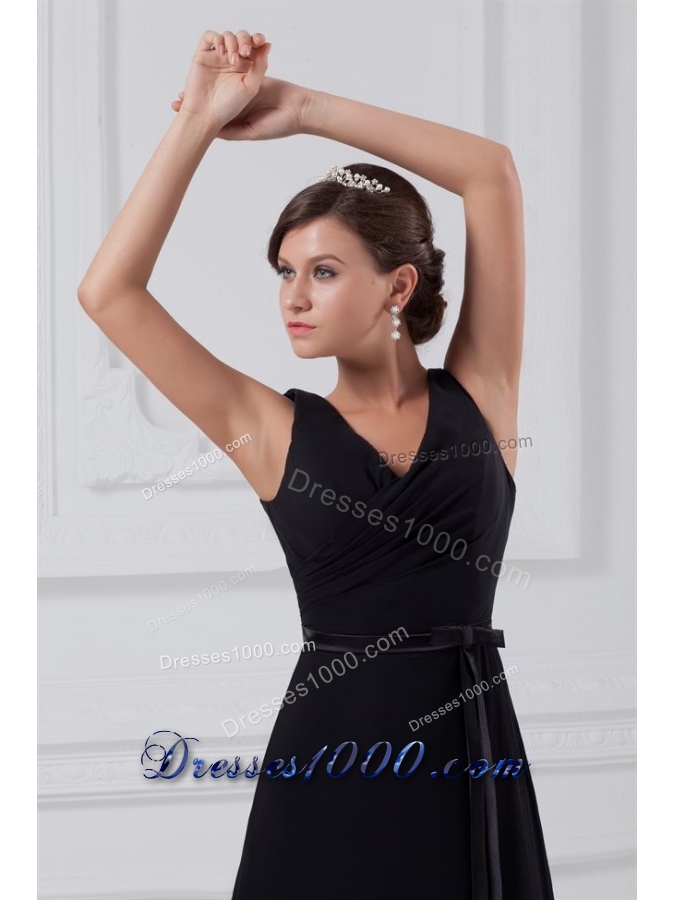 Sexy V Neck Black Prom Mother Dress with Zipper Up Back