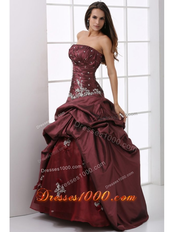 Chic Pick Ups Ruching Beading and Appliques Quinceanera Dresses