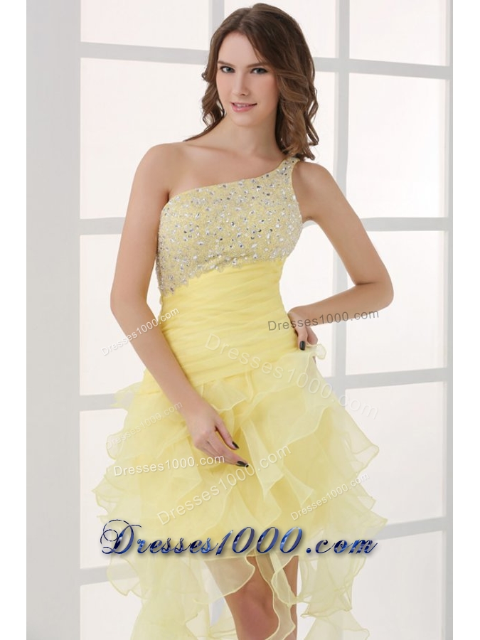 Asymmetrical Hem Light Yellow Prom Dress with One Shoulder Strap