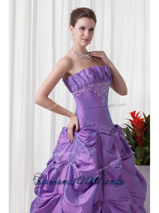 Cheap Strapless Lavender Quinceanera Dress with Embroidery and Pick-ups