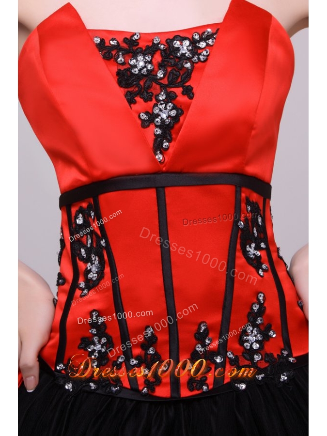 Black and Red Appliques Decorated Sweep Train Sweet 15 Dresses