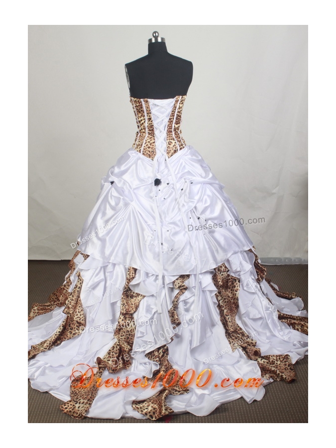 Exclusive Ball gown Strapless Chapel Train Quinceanera Dresses