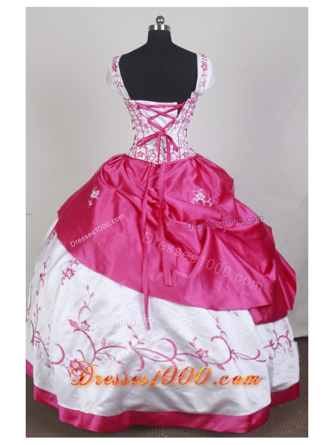 Luxurious Ball Gown Square Neck Floor-length Quinceanera Dress