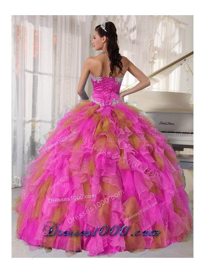 Beautiful Sweetheart Ruffels Elegant Quinceanera Dress with Hand Made Flower and Appliques