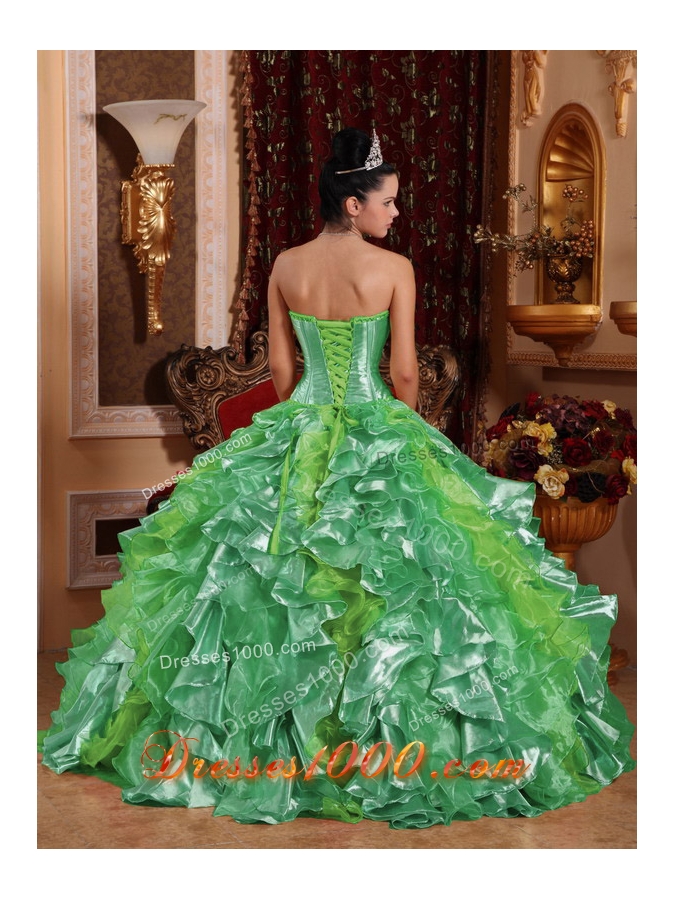 Ball Gown Strapless Green Ruffles Embroidery Vestidos de Quinceanera Dress