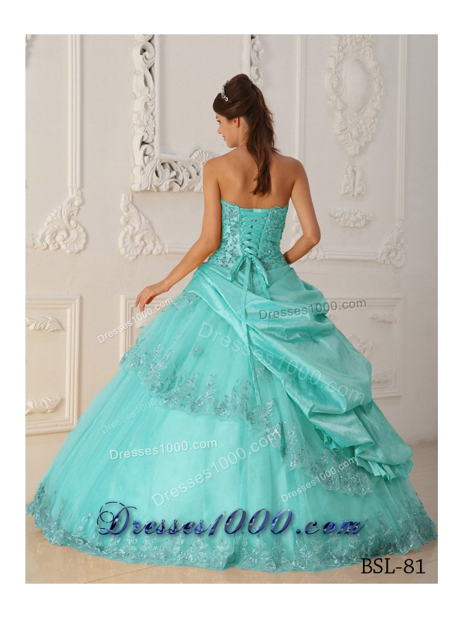 Baby Blue Princess Sweetheart Quinceanera Dress with Taffeta Beading