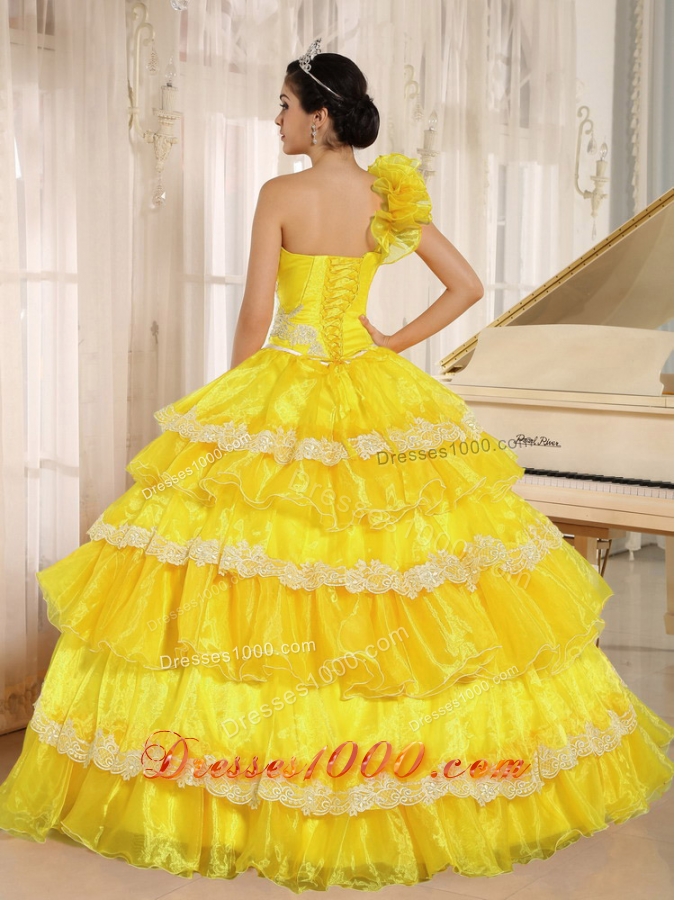 Hand Made Flowers One Shoulder Appliques and Ruffled Layers For Quincenera Dresses