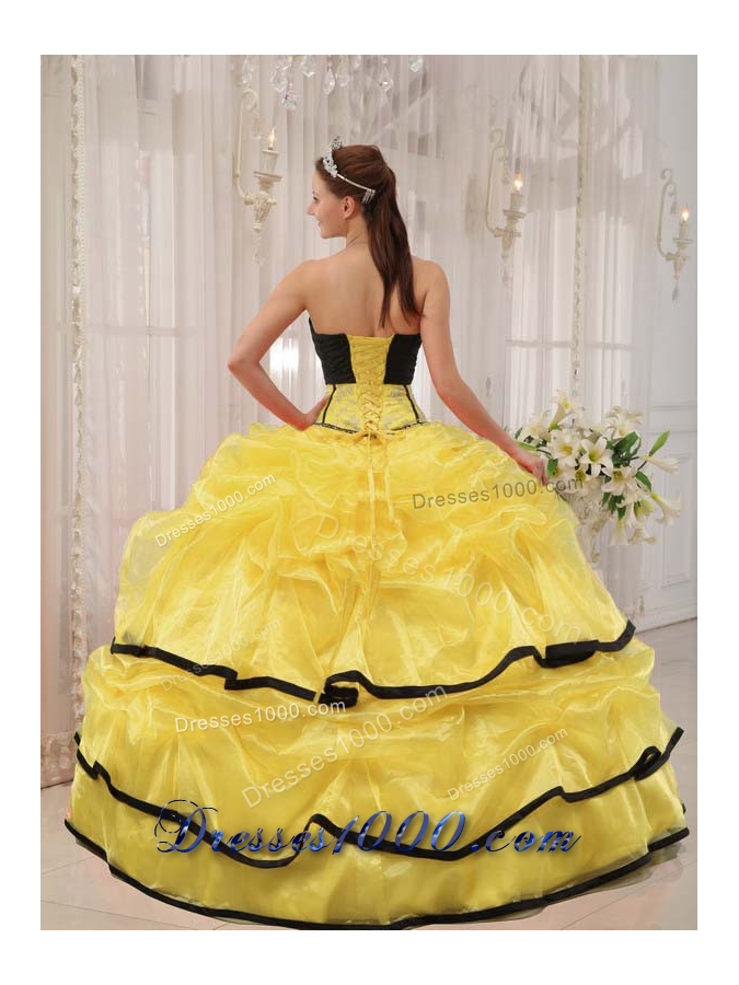 Yellow and Black Strapless Organza Quinceanera Gown Dresses with Beading