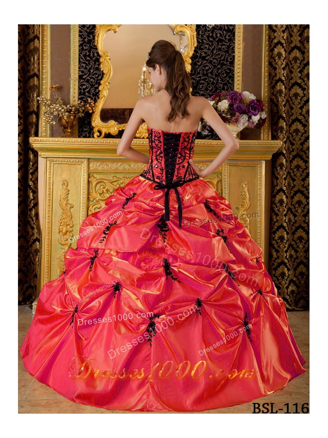 Red Strapless Embroidery and Appliques Taffeta Quinceanera Gowns