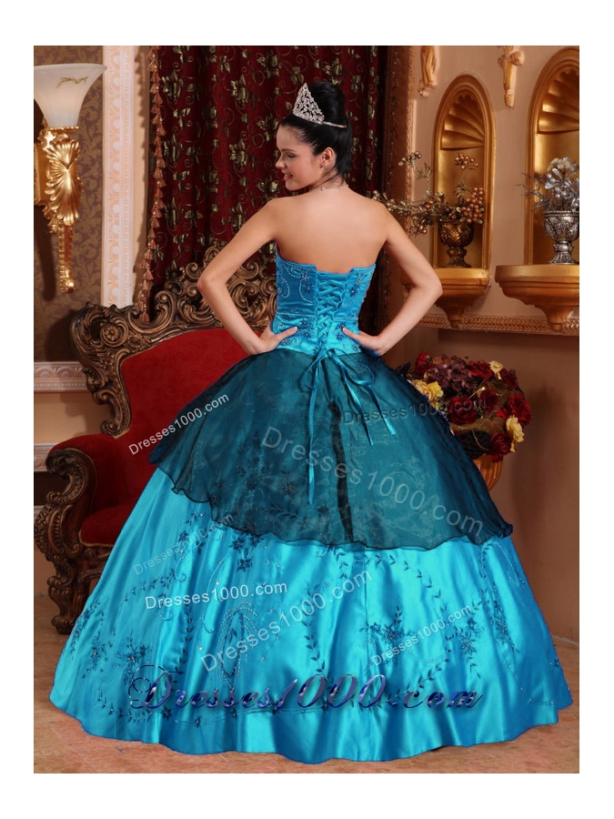Teal Ball Gown Sweetheart Satin Embroidery Quinceanera Dress with Beading