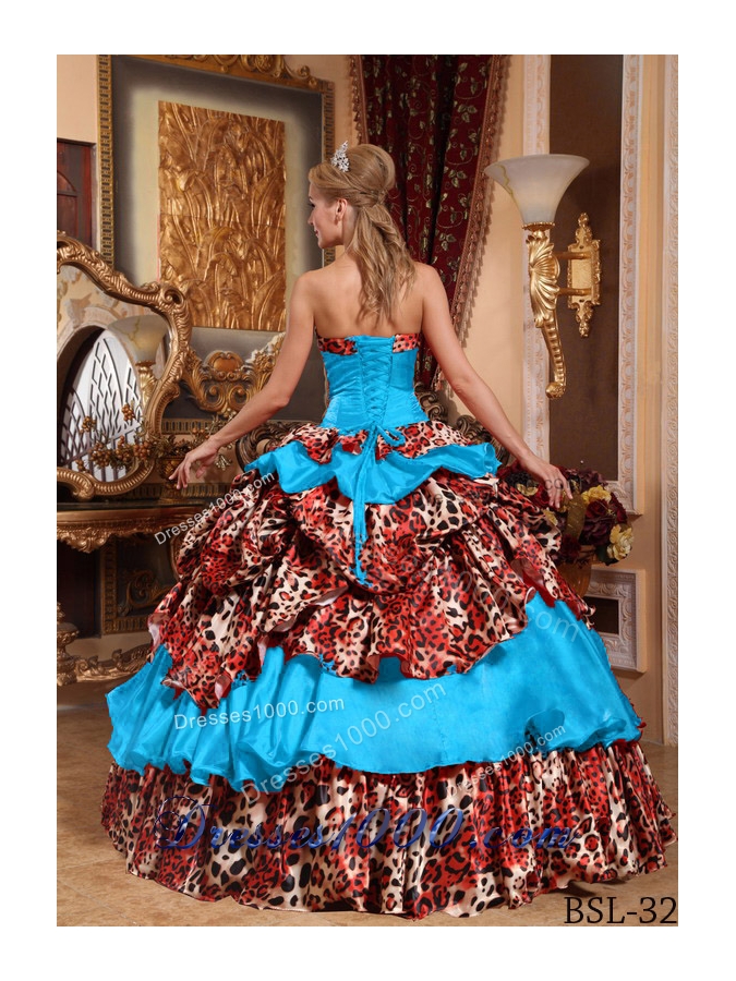 Blue Ball Gown Strapless Floor-length Quinceanera Dress with Taffeta Pick-ups