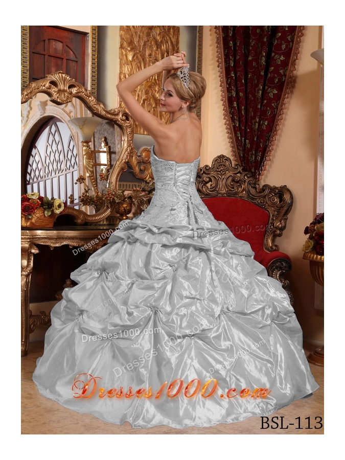 2014 Grey Puffy Sweetheart Embroidery and Beading Quinceanera Dress with Pick-ups