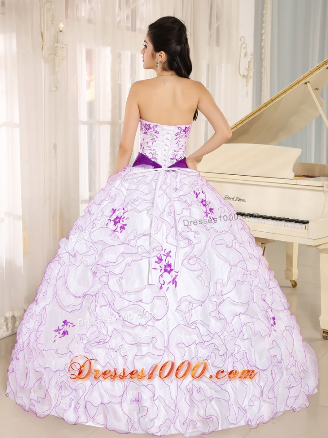 Organza Strapless White Puffy Quinceaneras Dress with Purple Embroidery