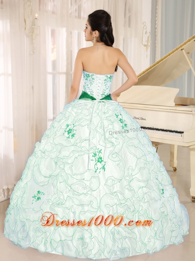 White Organza Strapless Quinceanera Gown Dresses with GreenEmbroidery and Ruffles