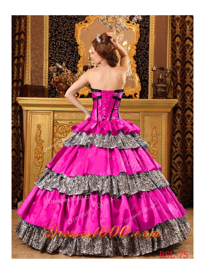 Popular Ball Gown Sweetheart Quinceanera Dress with Taffeta Ruffles