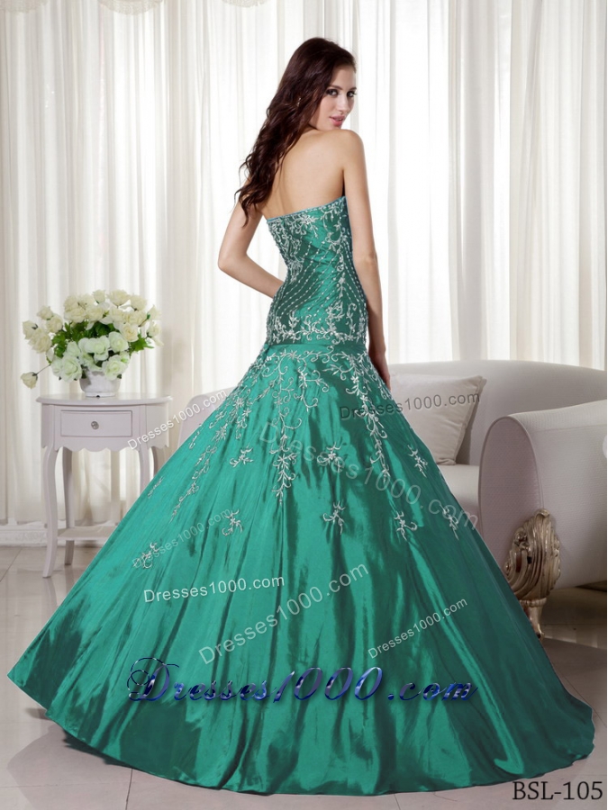 Sweetheart Taffeta Turquoise Quinceanera Dress with Beading and Embroidery