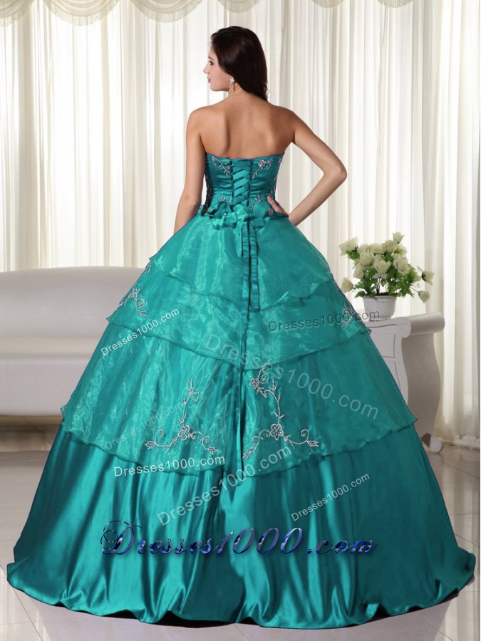 Ball Gown Strapless Organza Turquoise Quinceanera Dress with Embroidery