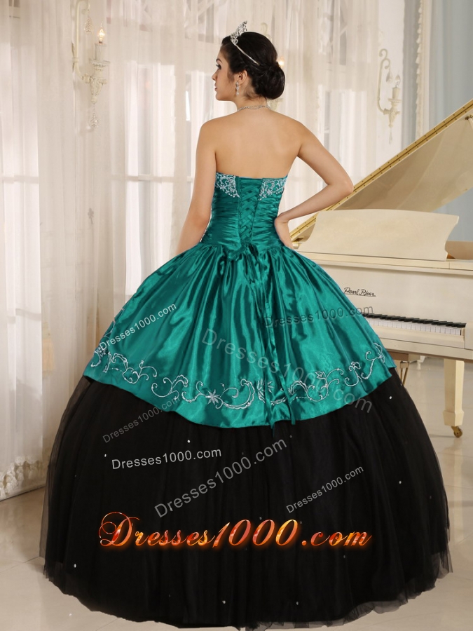 Custom Made Turquoise and Black Quincenera Dresses with Beading and Embroidery