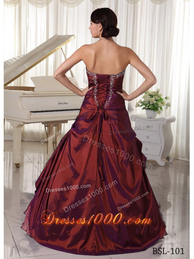 Elegant Sweetheart Quinceanera Dresses with Appliques and Beading