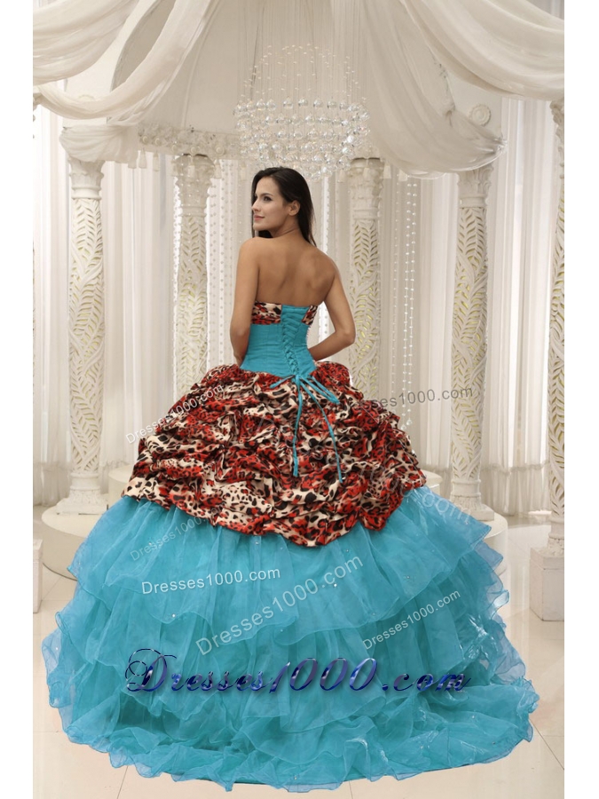 Luxurious Organza and Leopard Beading Quinceanera Gown With Brush Train