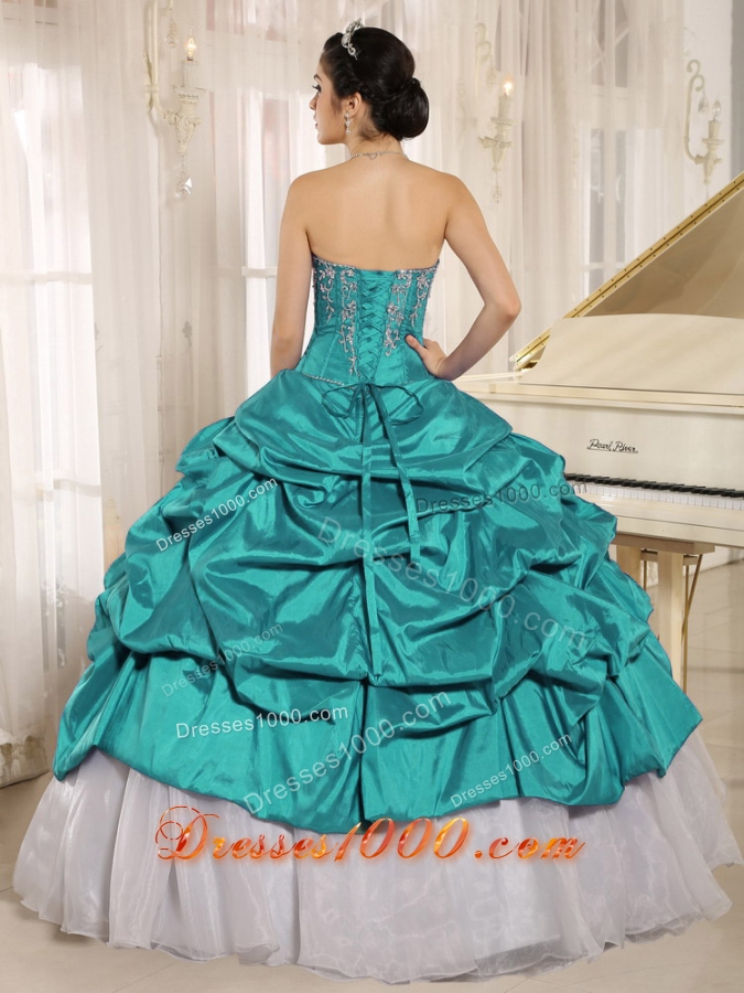 Luxurious Teal Quinceanera Dress With Embroidery Sweetheart Pick-ups for 2014