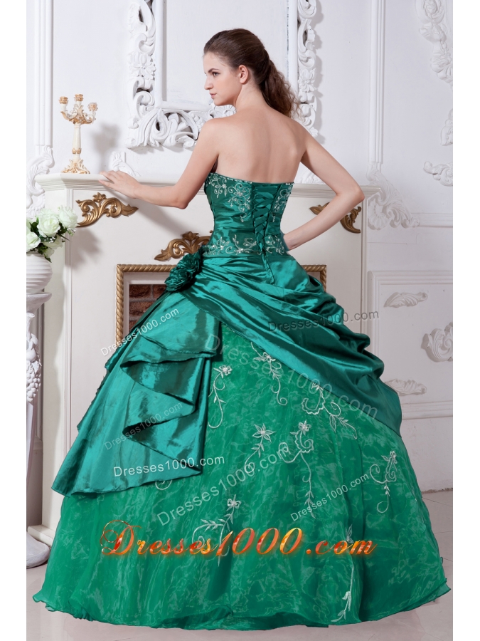 Turquoise Strapless Quinceanera Gowns with Embroidery and Flowers