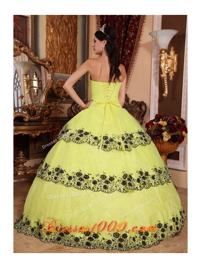 Strapless Organza 2014 Cheap Quincenera Dresses with Appliques